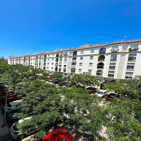 Apartament Catalina - Close To The Beach Estepona Bagian luar foto