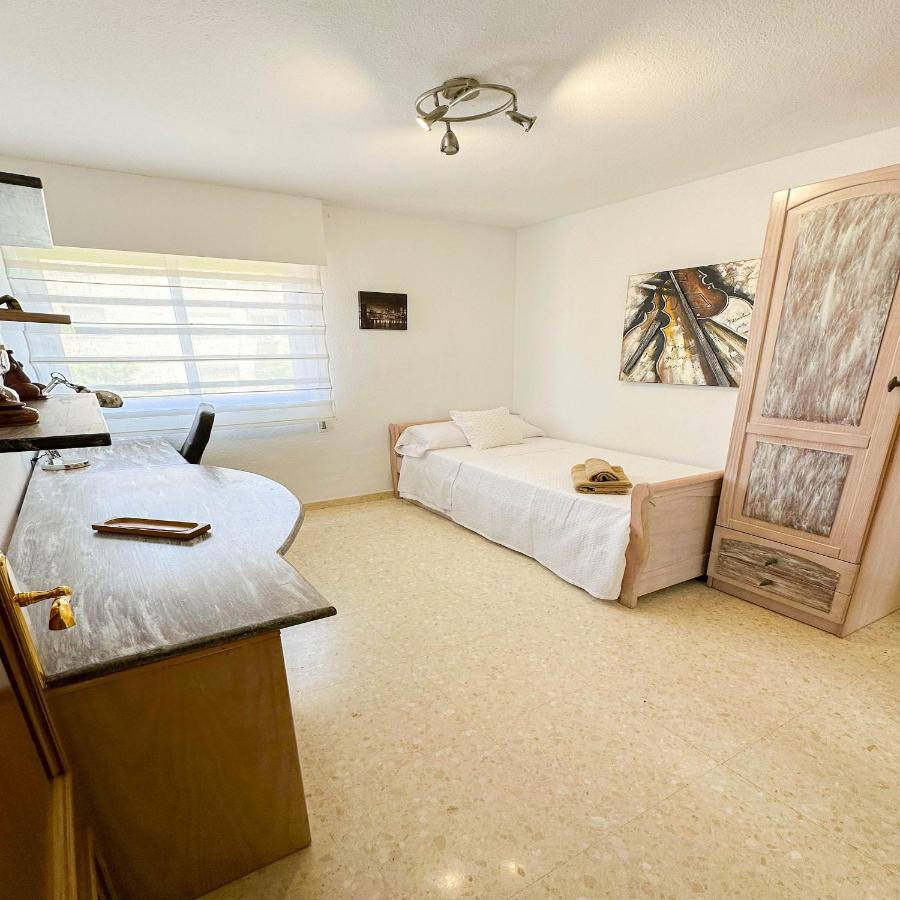Apartament Catalina - Close To The Beach Estepona Bagian luar foto