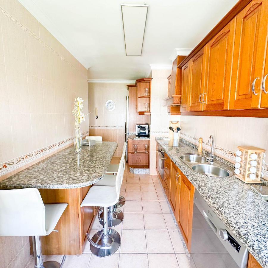 Apartament Catalina - Close To The Beach Estepona Bagian luar foto