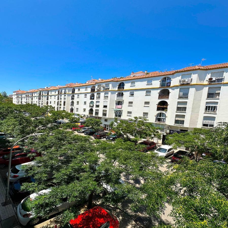 Apartament Catalina - Close To The Beach Estepona Bagian luar foto