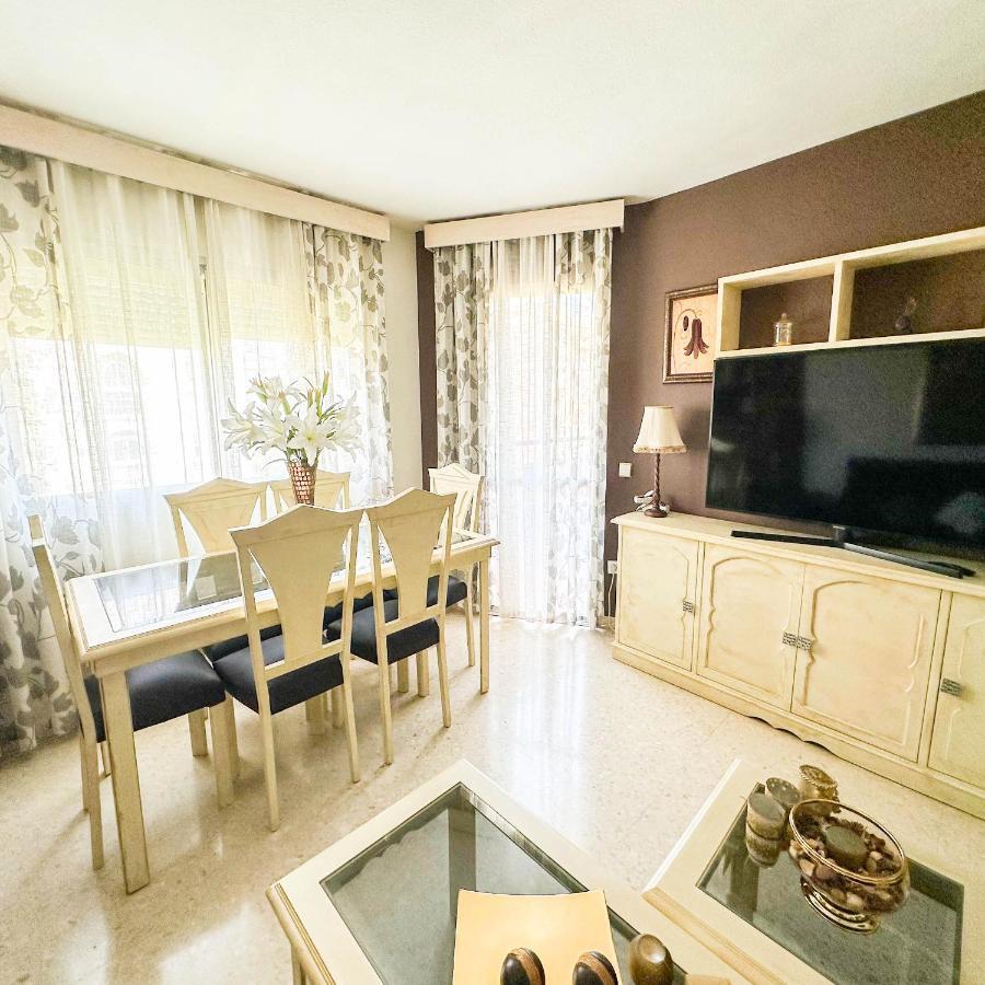 Apartament Catalina - Close To The Beach Estepona Bagian luar foto