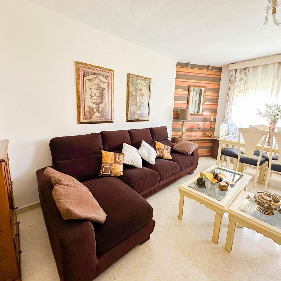 Apartament Catalina - Close To The Beach Estepona Bagian luar foto