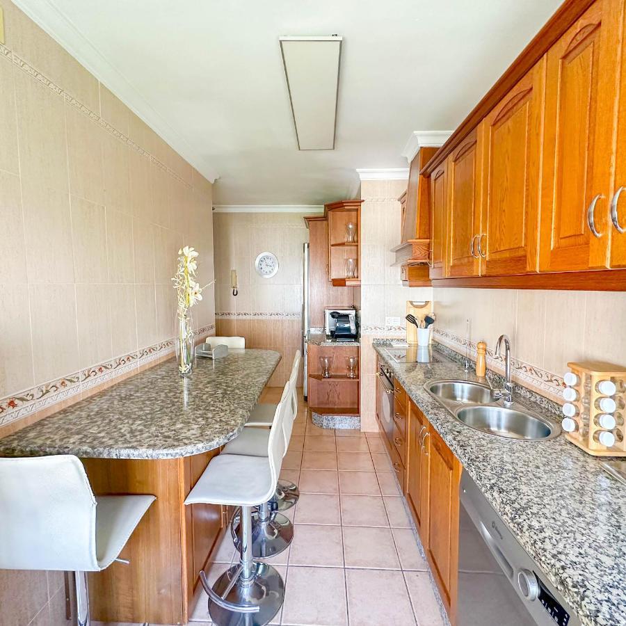 Apartament Catalina - Close To The Beach Estepona Bagian luar foto